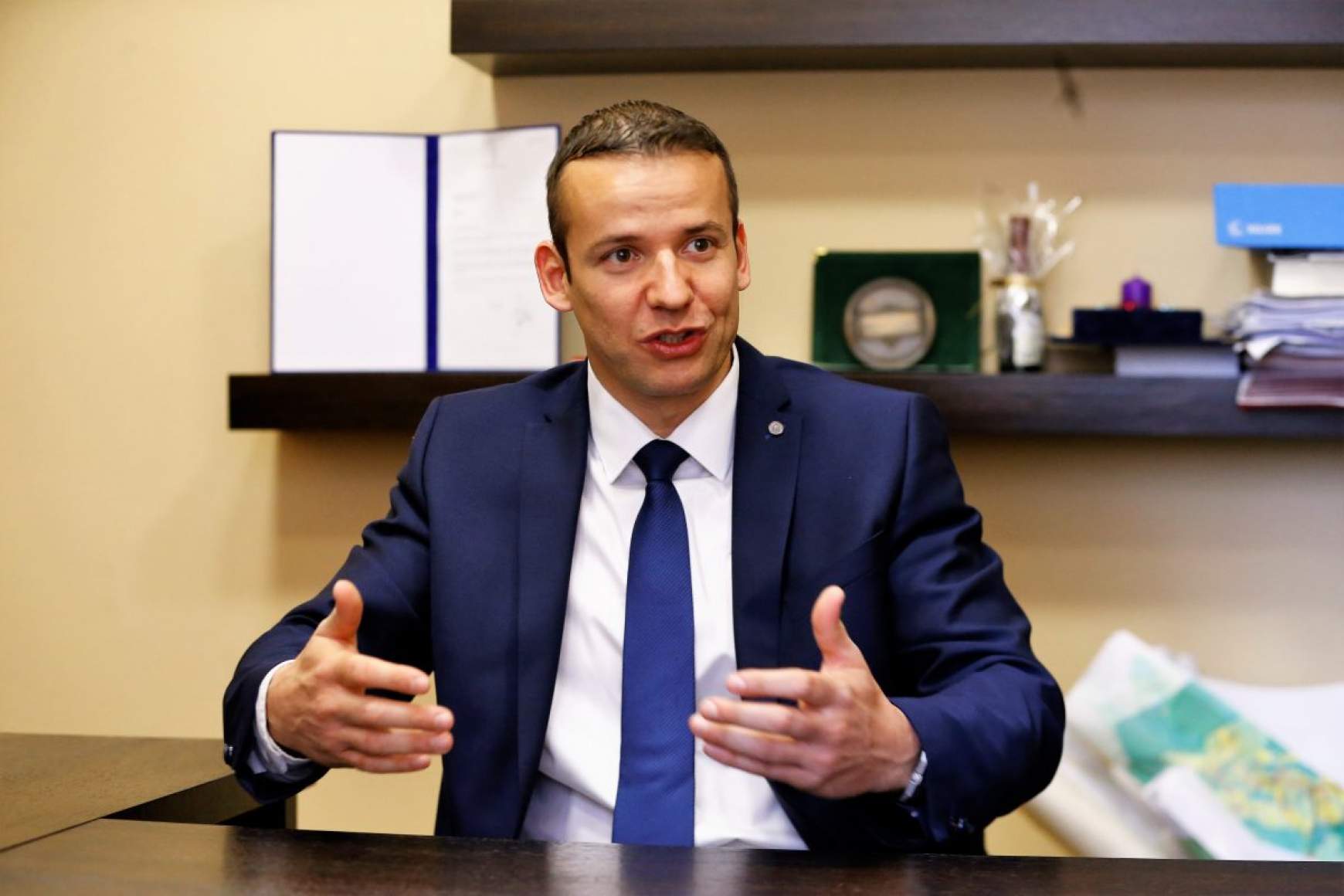 Toroczkai László Toroczkai László