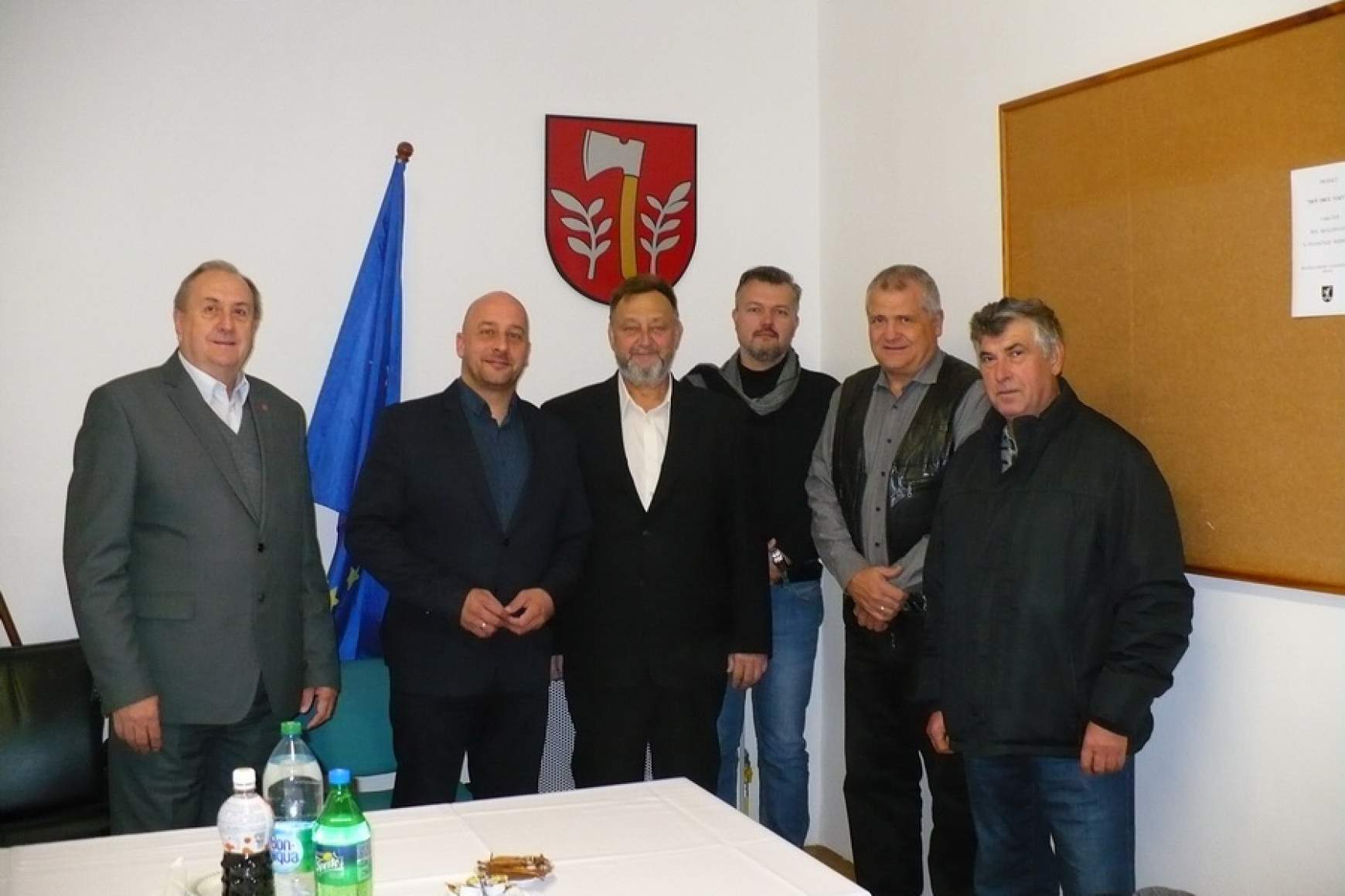 Vőkön találkoztak a Szenci járás újraválasztott MKP-s polgármesterei Vőkön találkoztak a Szenci járás újraválasztott MKP-s polgármesterei