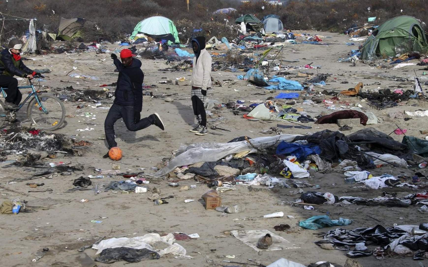 calais-migransok.jpg calais-migransok.jpg