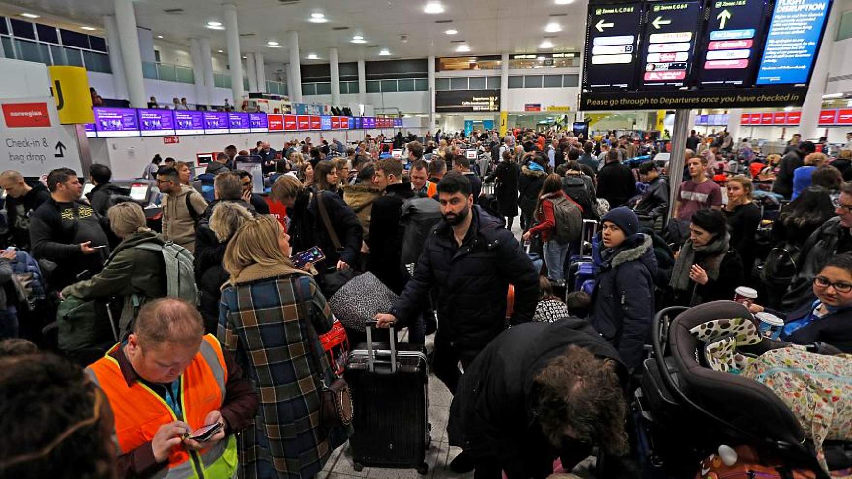gatwick-dronok.jpg gatwick-dronok.jpg