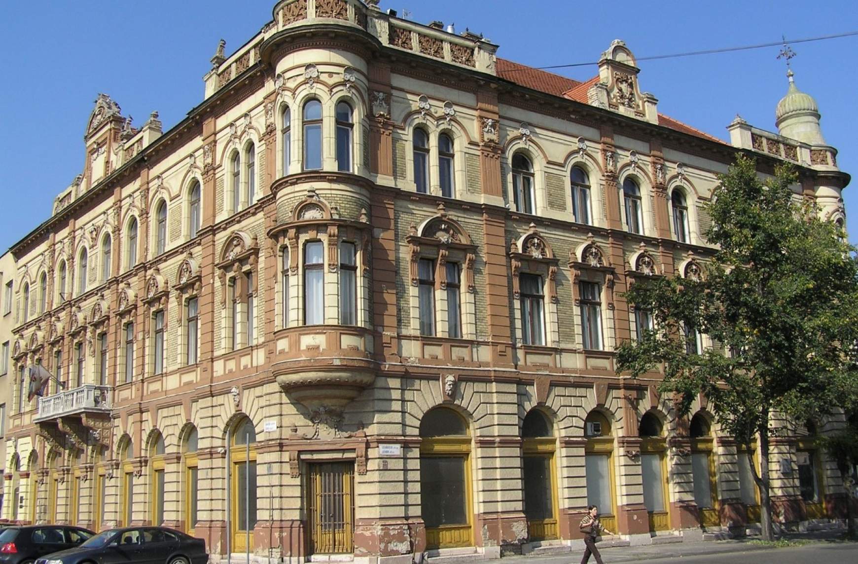 komarom-ujgrand.jpg komarom-ujgrand.jpg