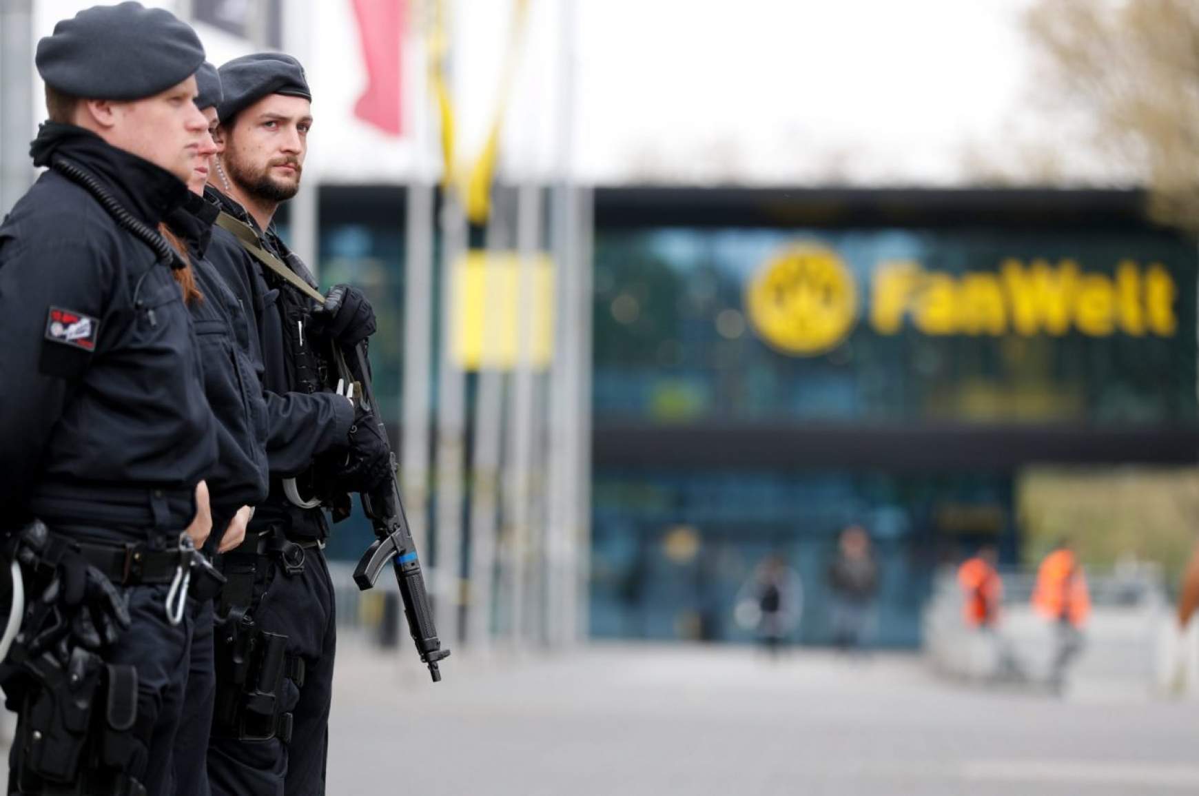 nemet-terrorveszely.jpg nemet-terrorveszely.jpg