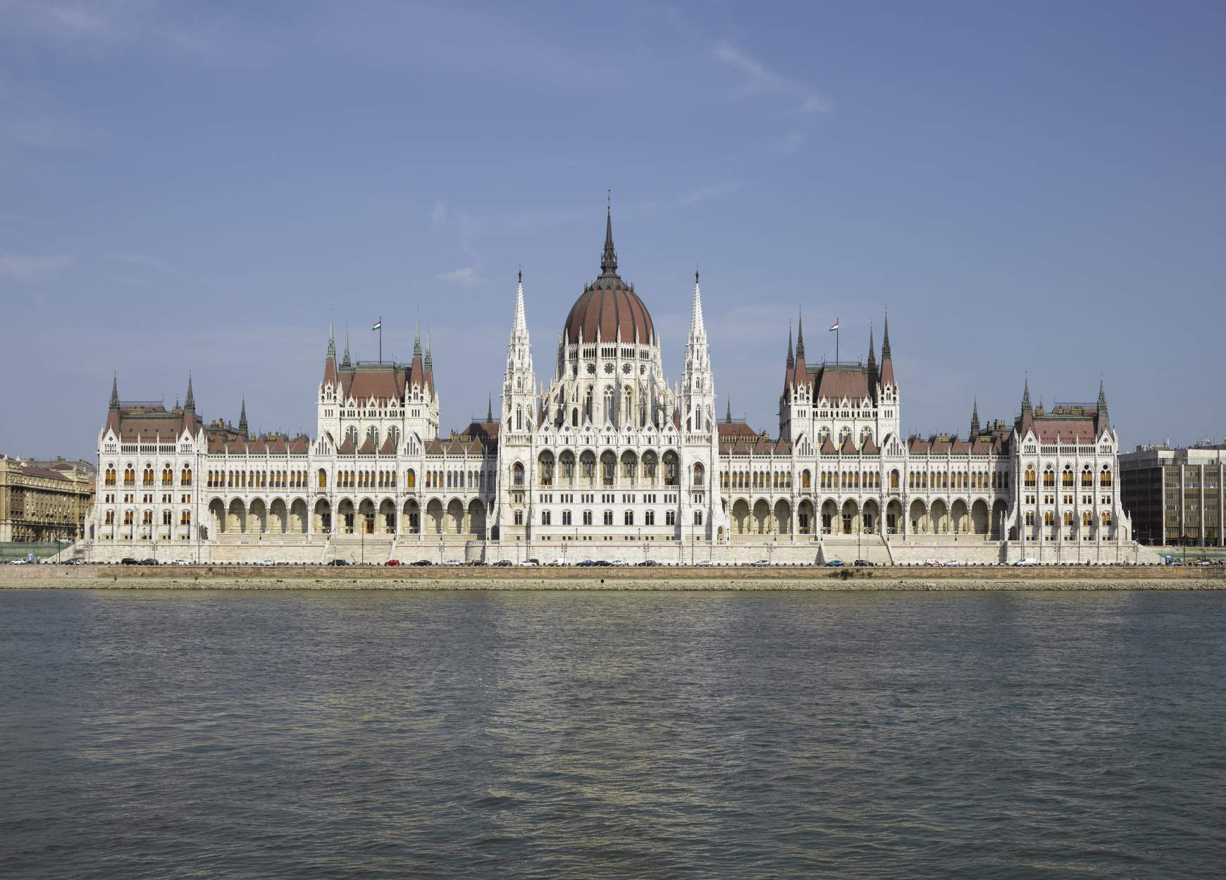 parlament-budapest.jpg parlament-budapest.jpg