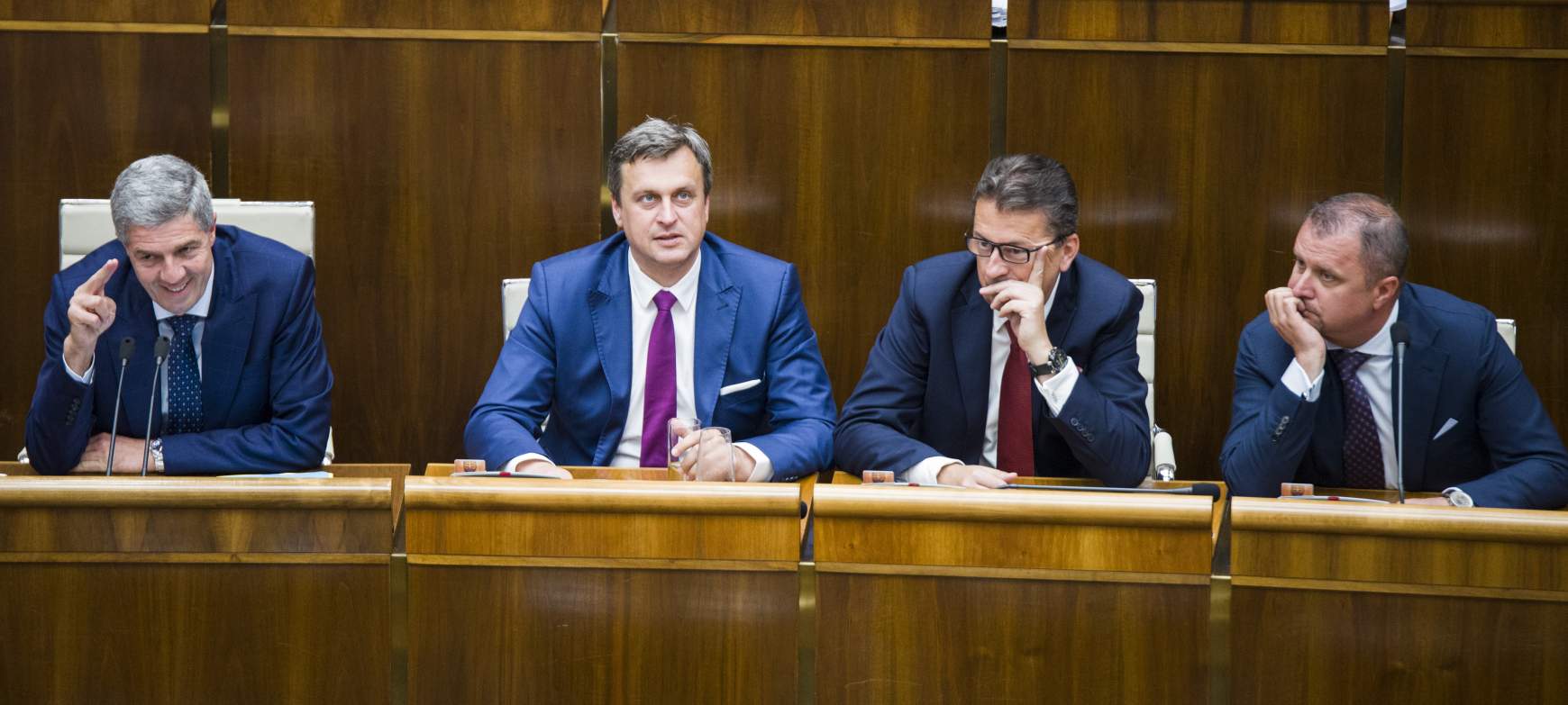 szlovák parlament szlovák parlament