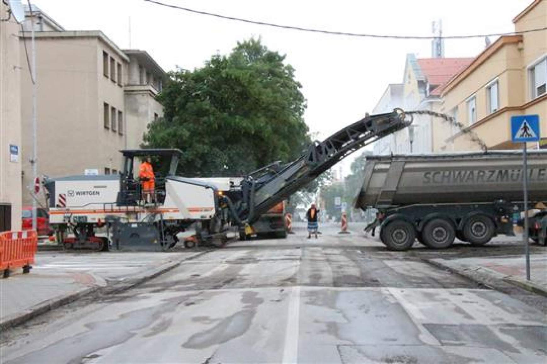 ujvar.jpg ujvar.jpg