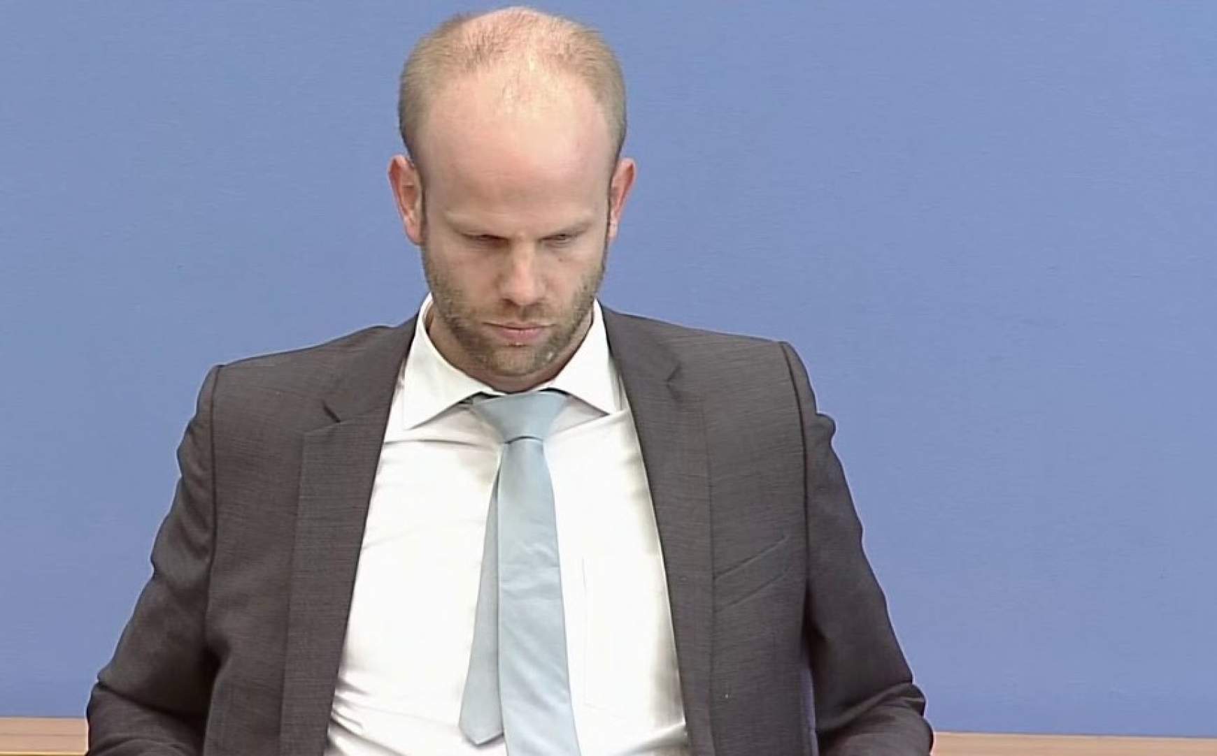 rainer-breul-szovivo.jpg rainer-breul-szovivo.jpg