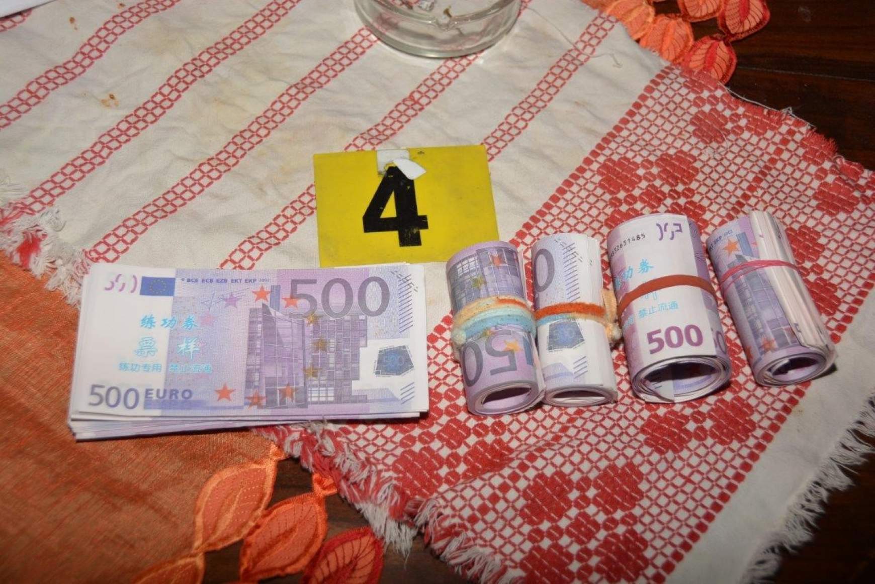 gyanus-euros-bankjegyek.jpg gyanus-euros-bankjegyek.jpg