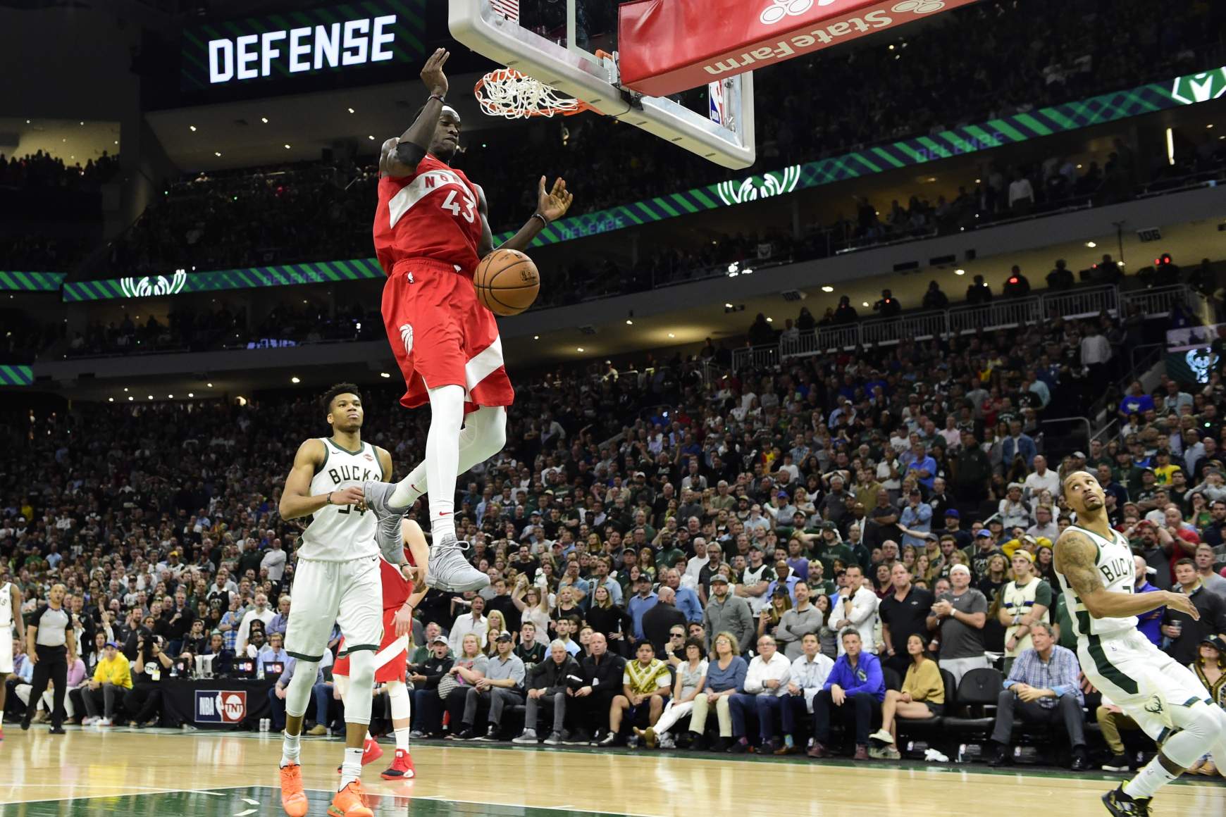 Milwaukee Bucks-Toronto Raptors Milwaukee Bucks-Toronto Raptors