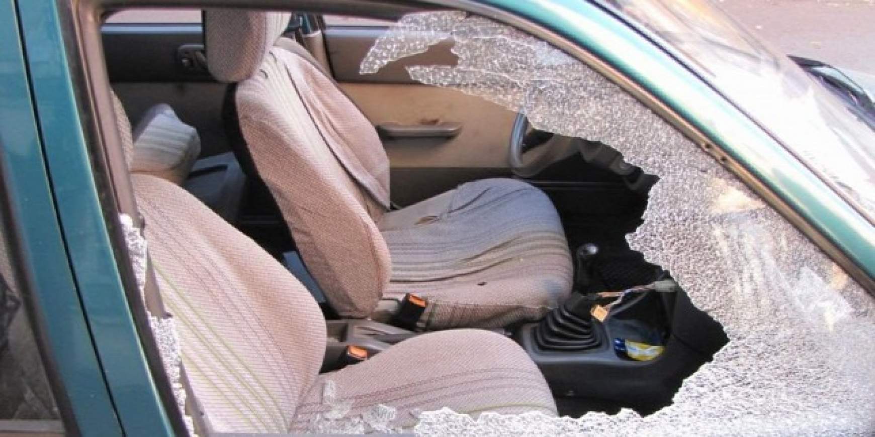 gyermekhalal-auto.jpg gyermekhalal-auto.jpg