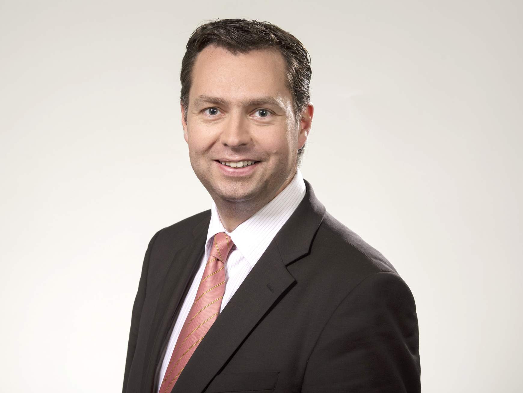 stephan_mayer.jpg stephan_mayer.jpg