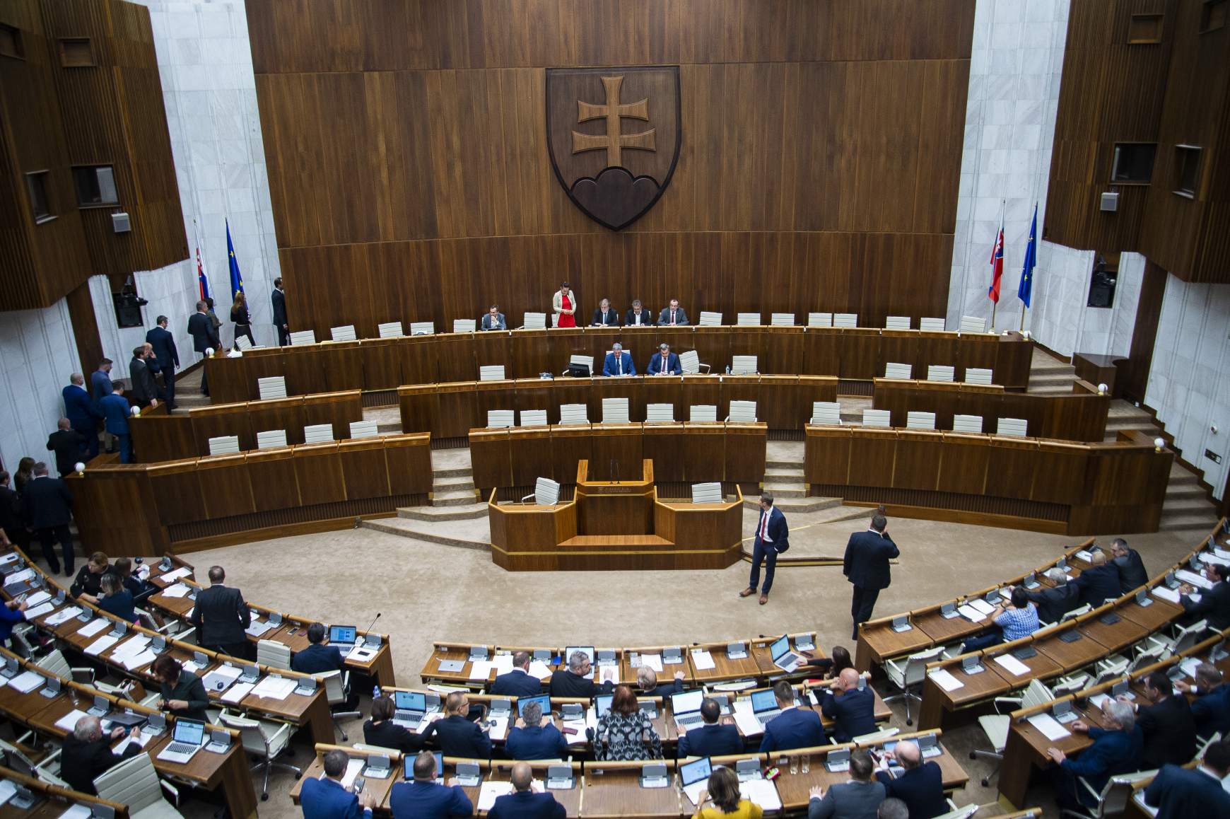 szlovak-parlament.jpg szlovak-parlament.jpg