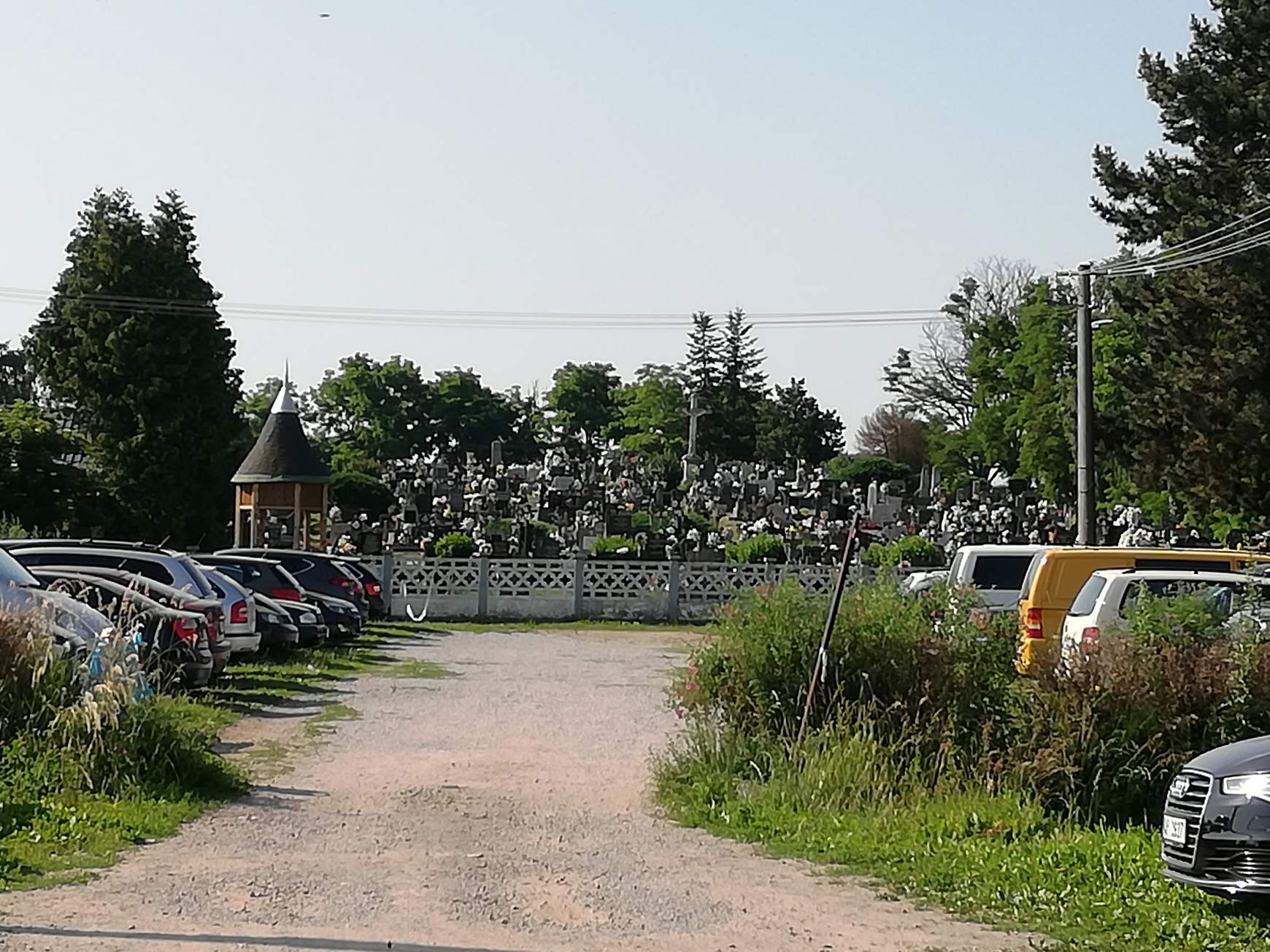 A temető, amely egy ideig határvonalat képezett