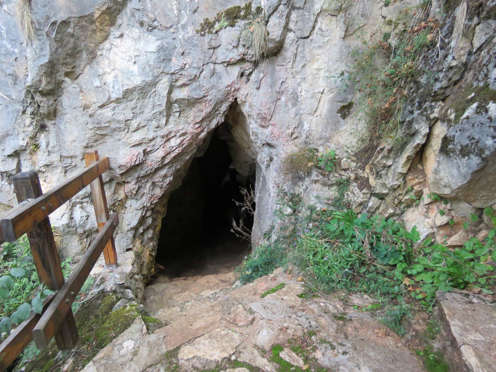 Peskő barlang