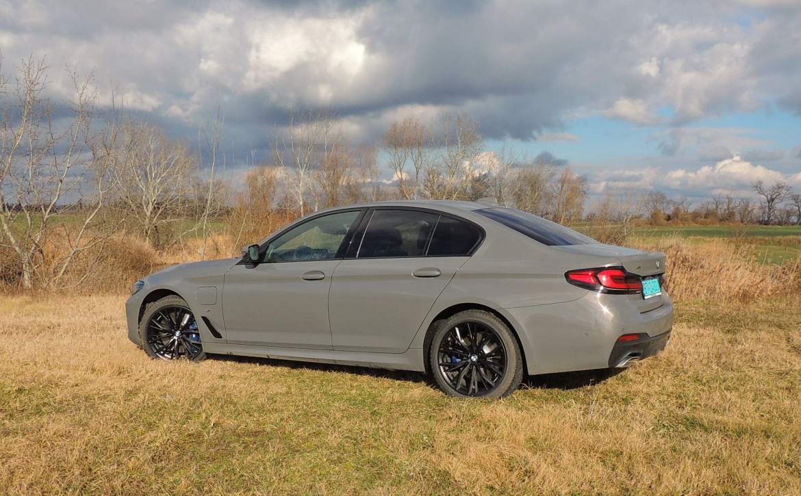 BMW 545e xDrive
