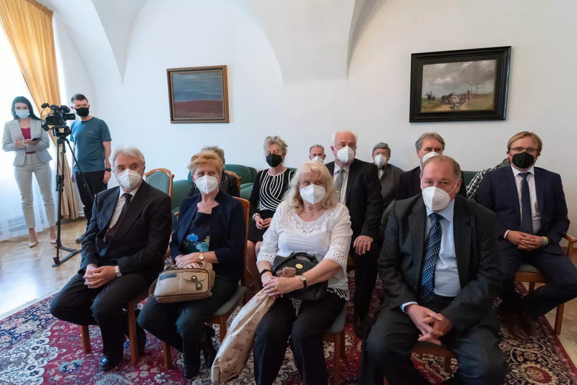 2021-05-12_kassa_magyar_arany_erdemkereszt_koteles_laszlo_3