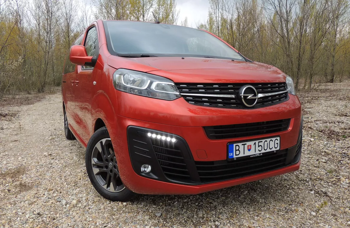 opel-zafira-lifele-02