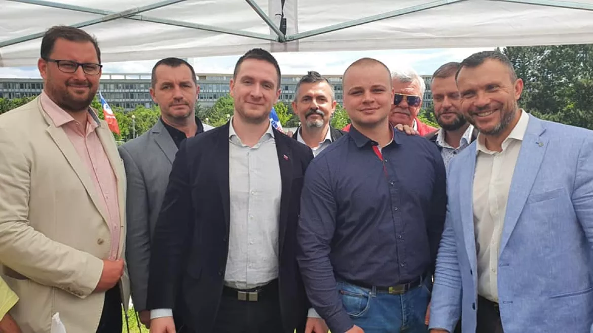 Nagymegyer- tiltakozás fürdő ügyben