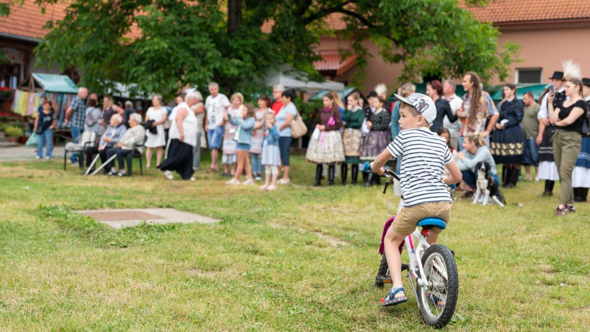 2021-07-03 Várhosszúrét, kézműves vásár, Gömöri Kézművesek Társulása