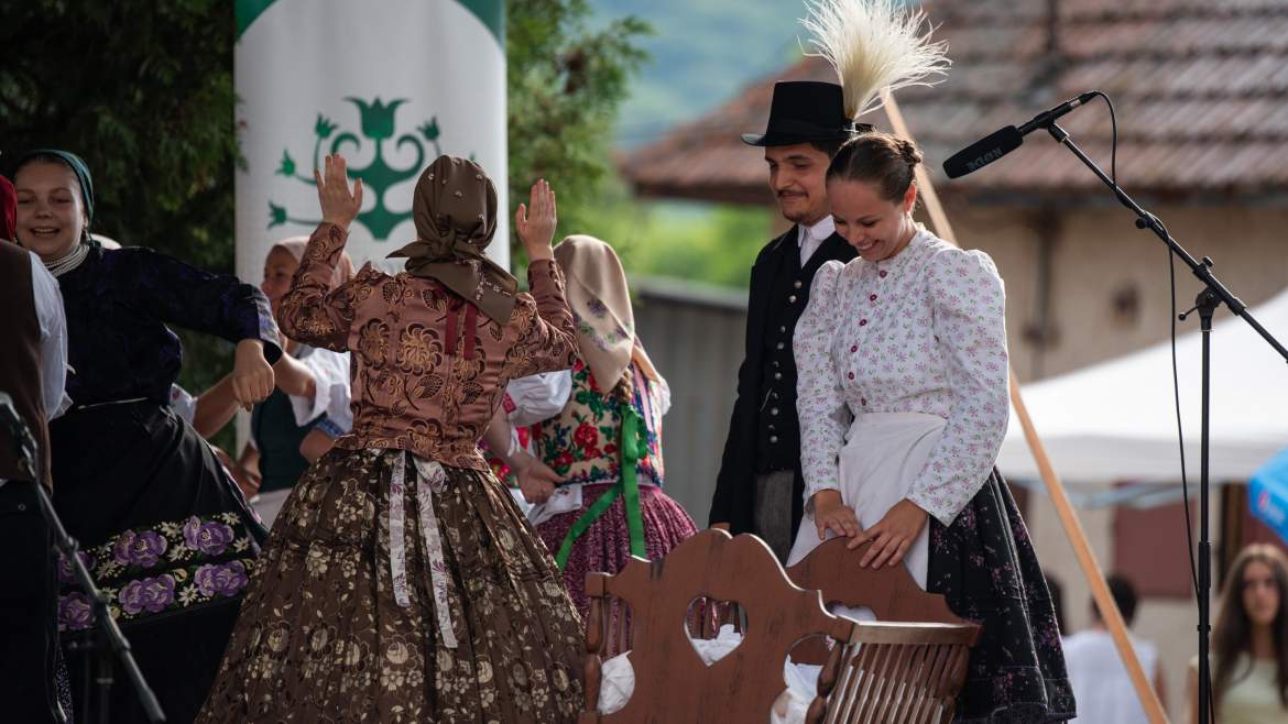 2021-07-31 XV. Gömöri Kézműves Vásár, Várhosszúrét, Borostyán Néptáncműhely
