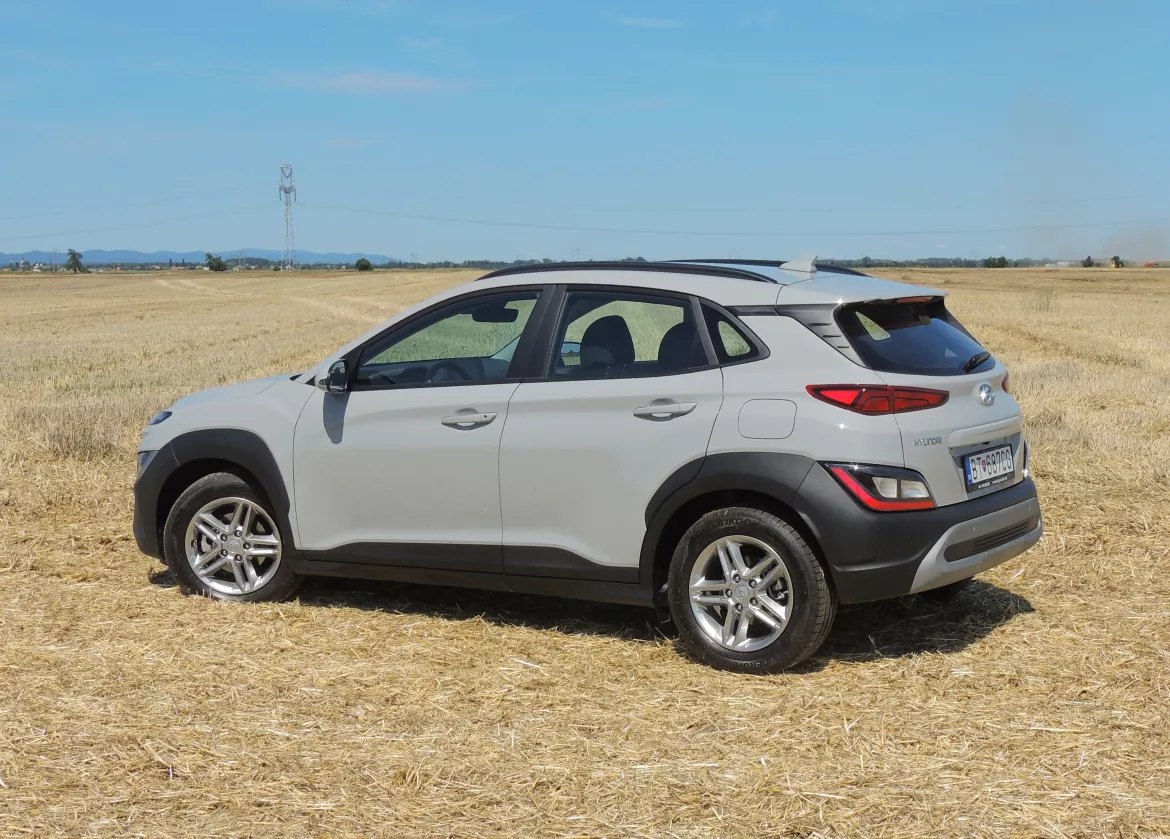 hyundai-kona-1-t-gdi-c-02