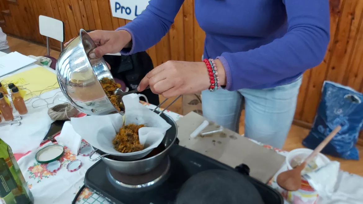 PRO LE-TI, KézÜgyes Nők Köre, Lekenye,