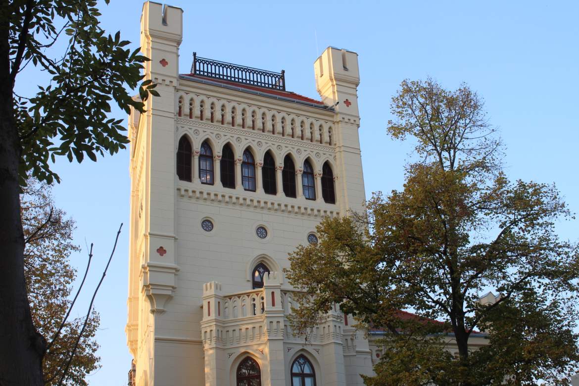 Galántai Esterházy kastély - déli torony felújítása