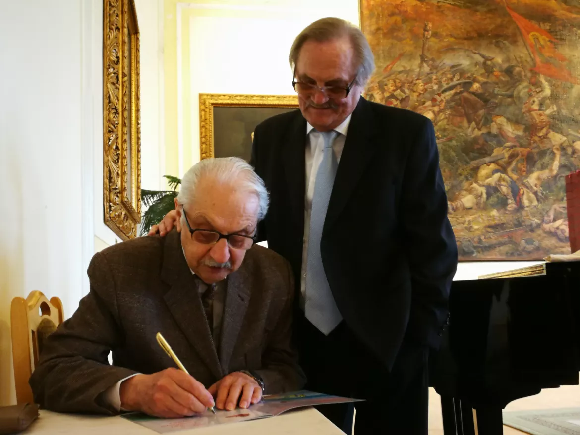 A zoboralji értékteremtő, Simek Viktor kapta az idei Szlovákiai Civil Becsületrend-díjat