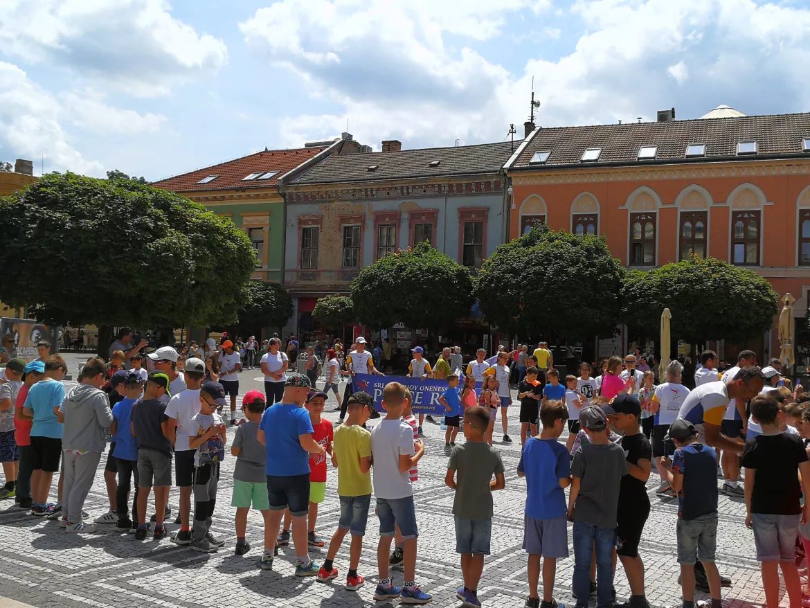 „Tégy egy lépést a békéért!" – Nemzetközi Békefutás a Duna mentén