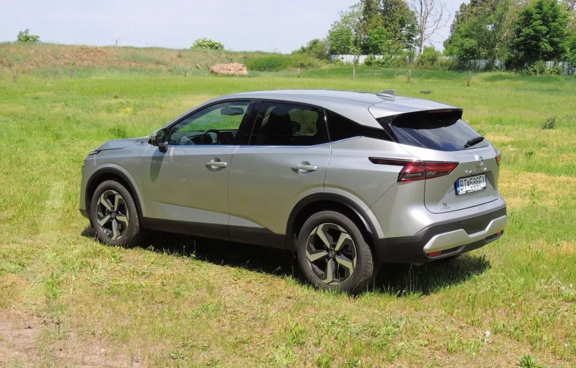 nissan-qash-dig-t-mild-hybrid-02