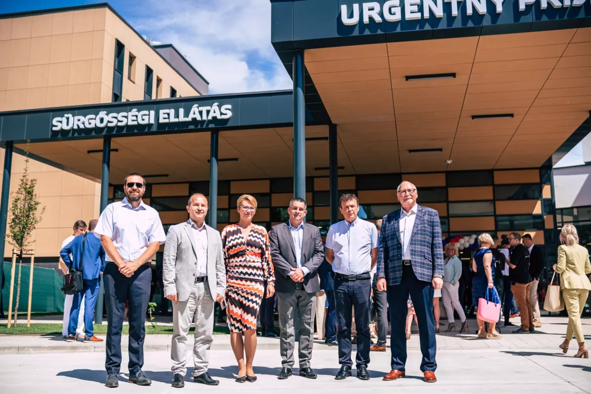 A Monostori-híd átadása óta a komáromi régió legnagyobb beruházása: átadták a kórház új sürgősségi betegellátó központját