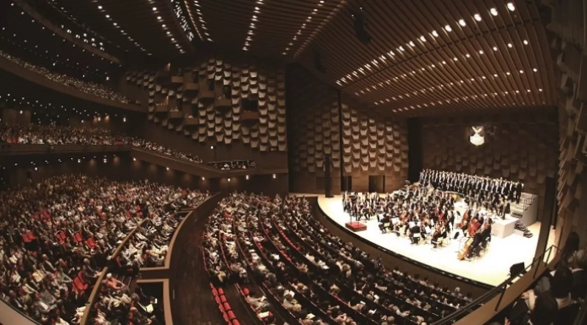 az-osakai-festival-hall