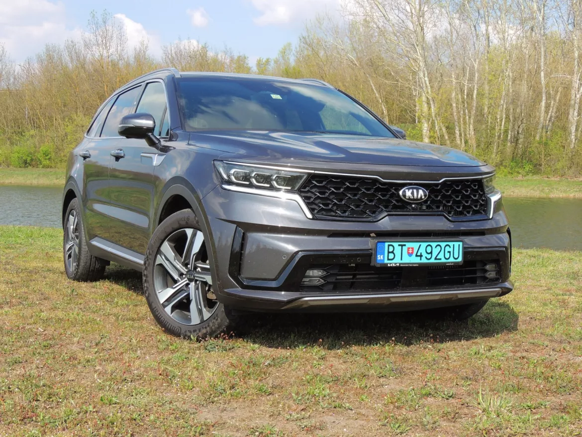 kia-sorento-t-gdi-phev-platinum-02