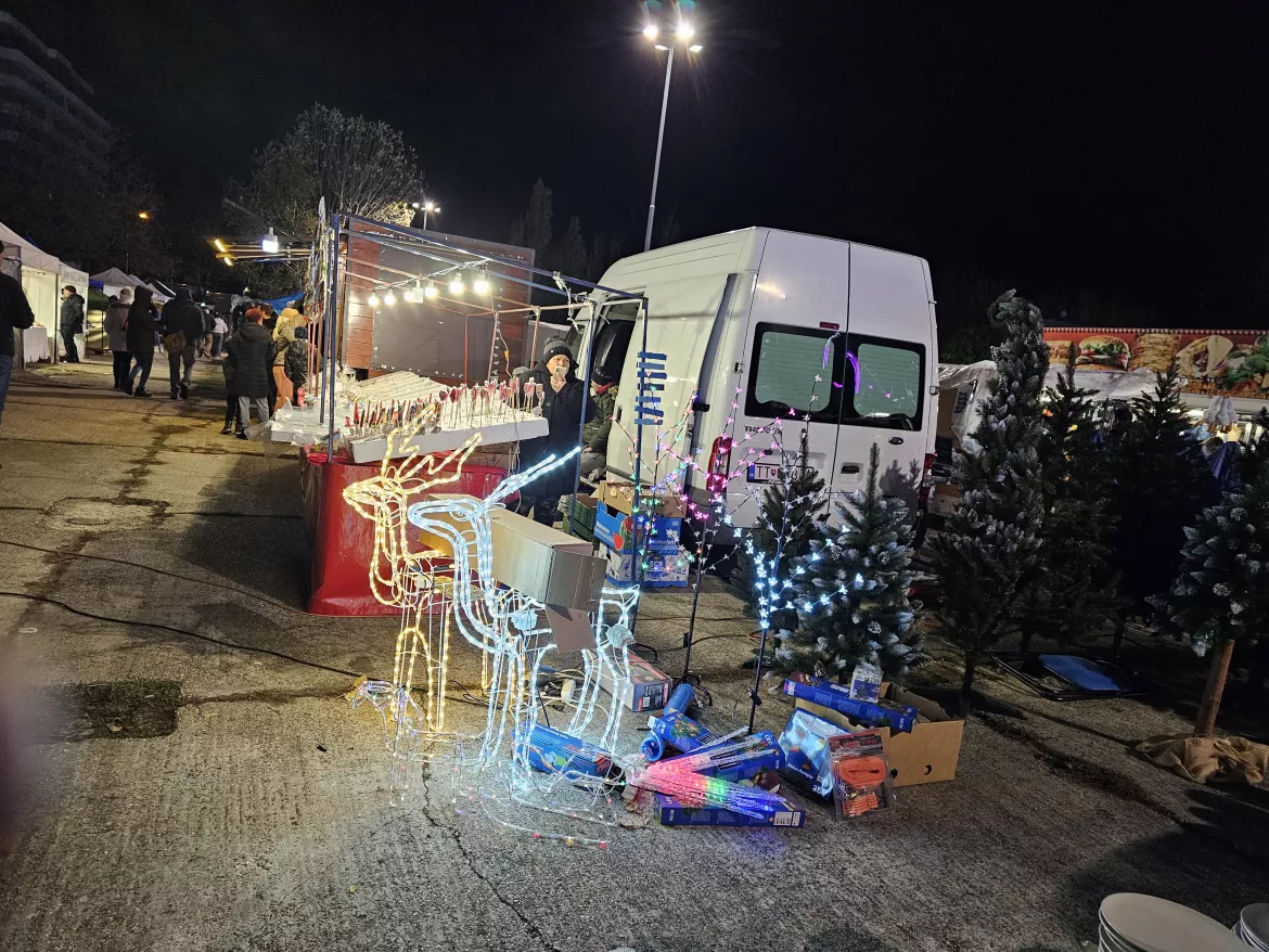 Az eső nem mosta el teljesen a komáromi András-napi vásárt – KÉPEKKEL