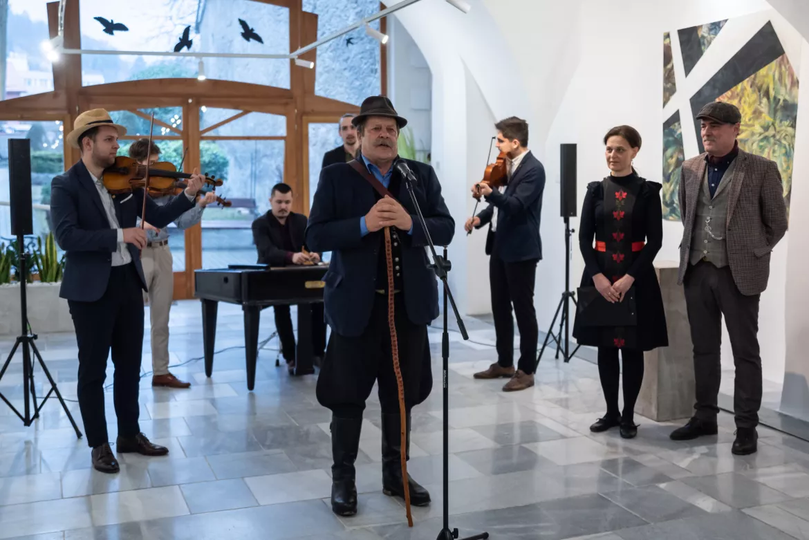 02_a-pasztoresztendo-cimu-kiallitas-megnyitoja_foto_fabian-gergely