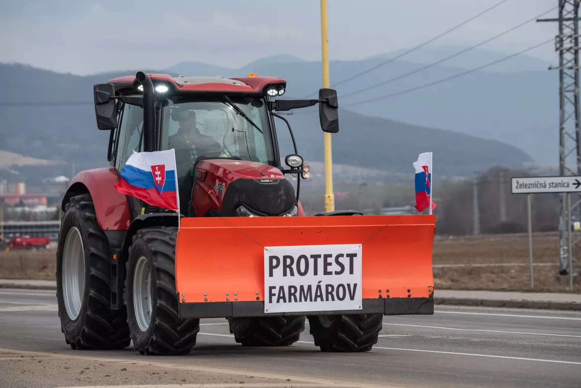 2024-02-22 gazdatüntetés, Rozsnyó, gazda, traktor