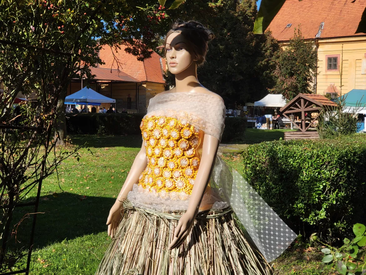 Tallósi piac
