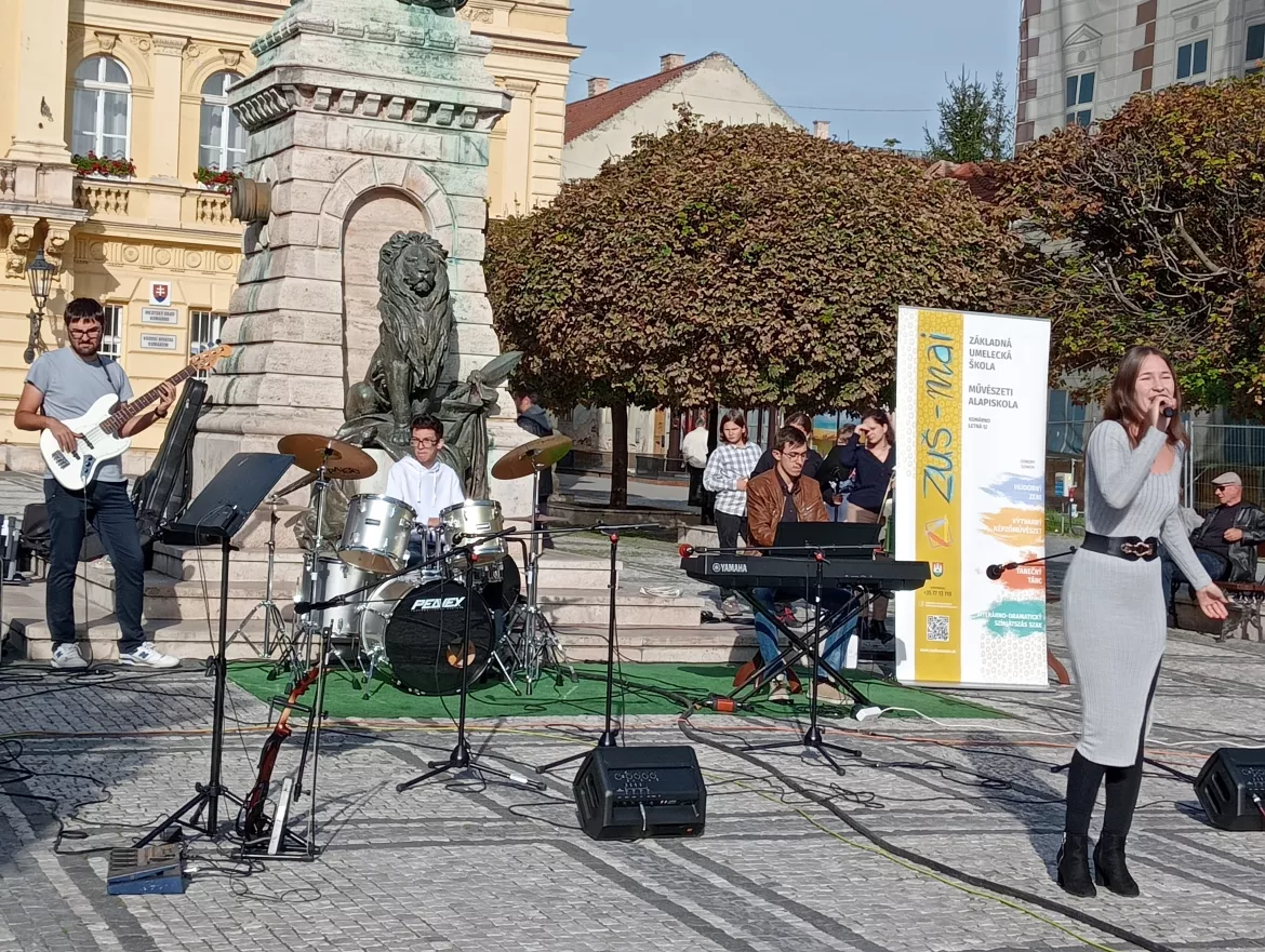 A zene világnapját ünnepeltük Komárom szívében - KÉPEKKEL