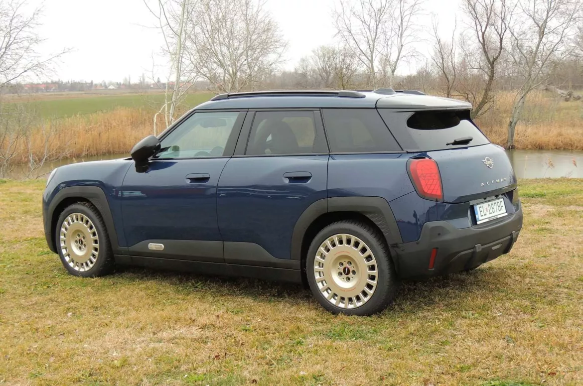 MINI Aceman E: Az új család alaptípusa