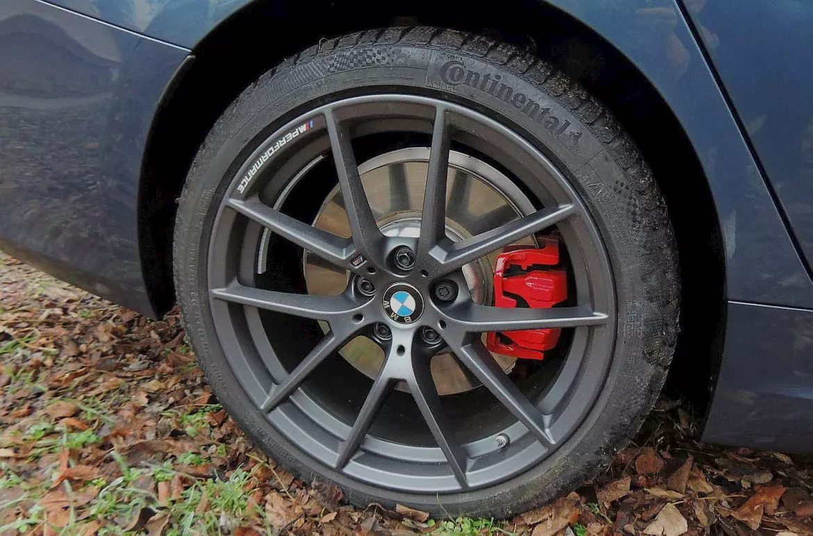 BMW 330e xDrive