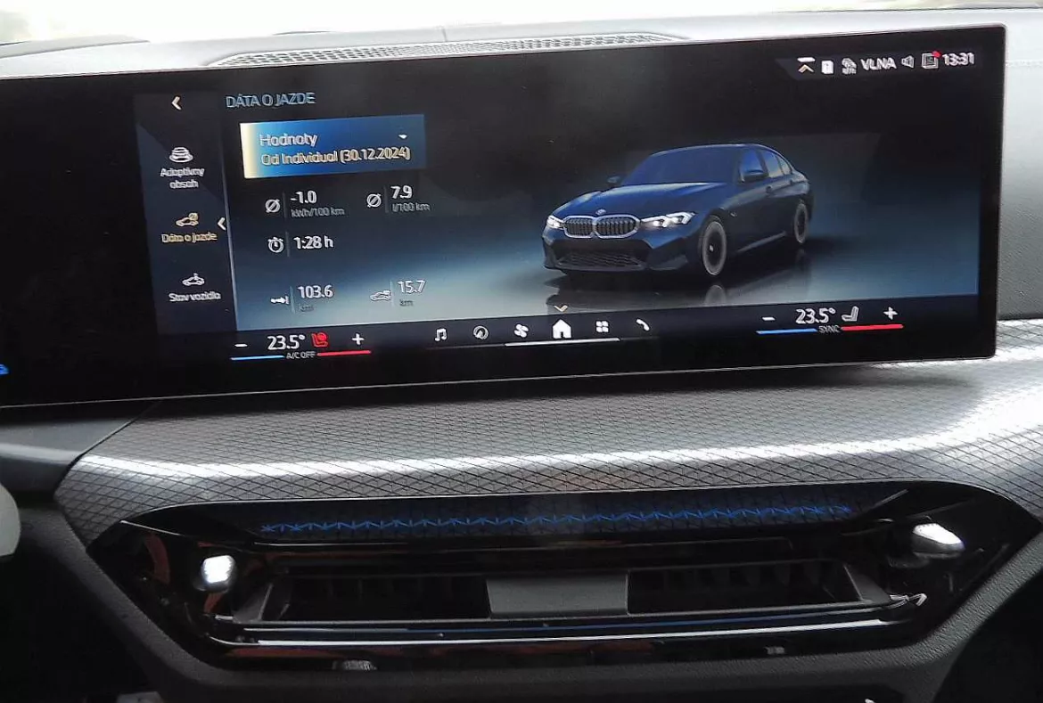 BMW 330e xDrive