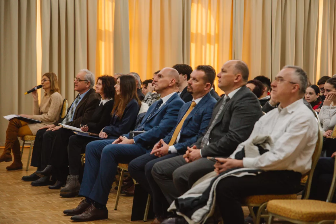 2025-02-07 Rozsnyó, városnapok, történelmi konferencia