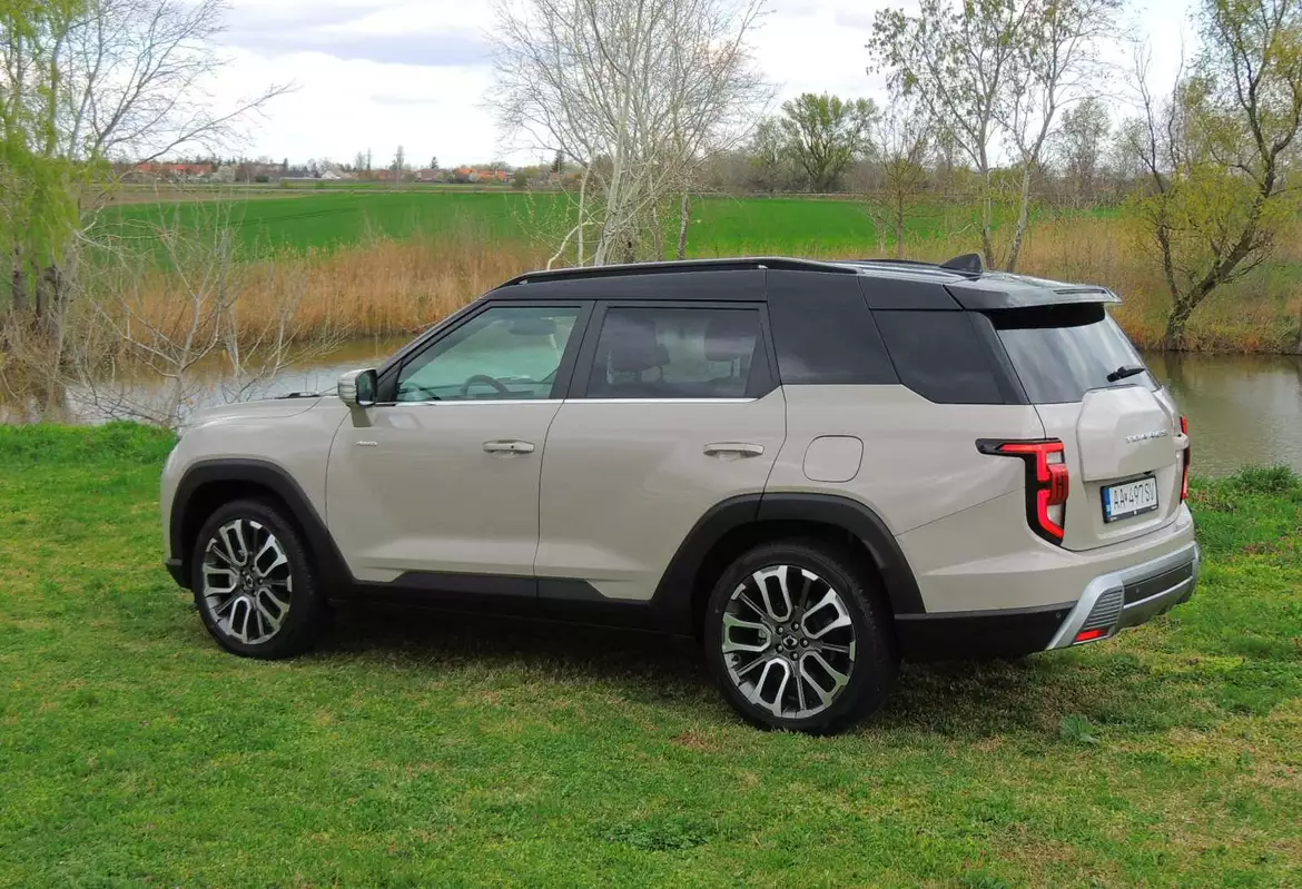 KGM (SsangYong) Torres 1.5 GDI Turbo AWD Premium