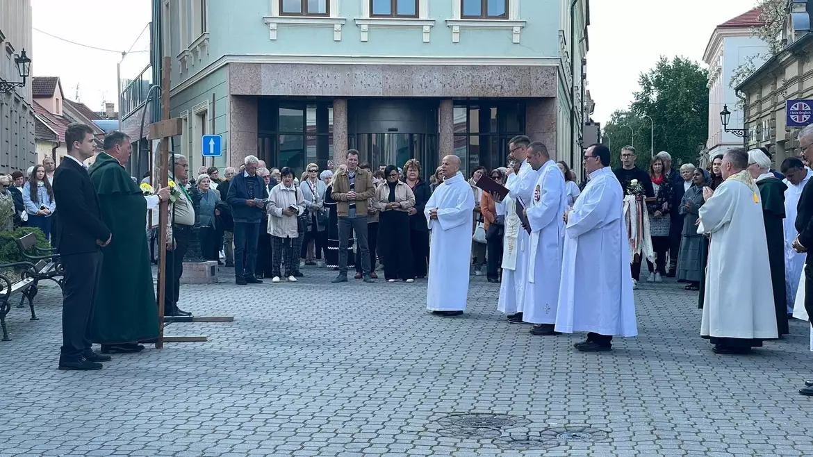 Komáromi Imanap - 2025. május 11.