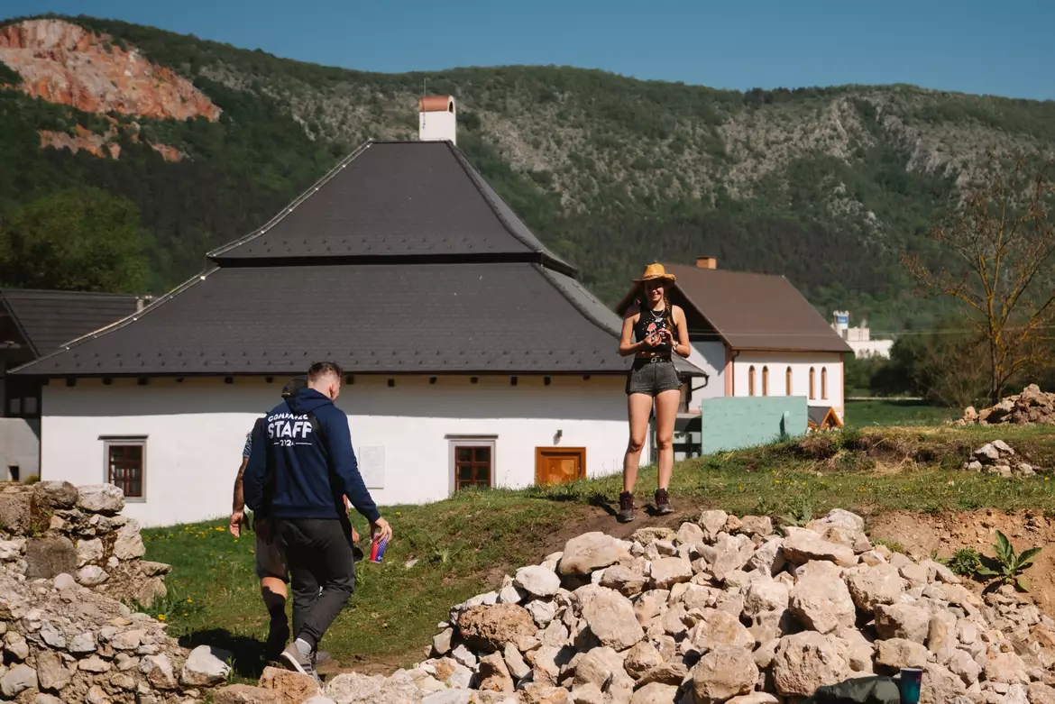Gombaszög, pálos kolostor, monostor, ásatás, feltárás