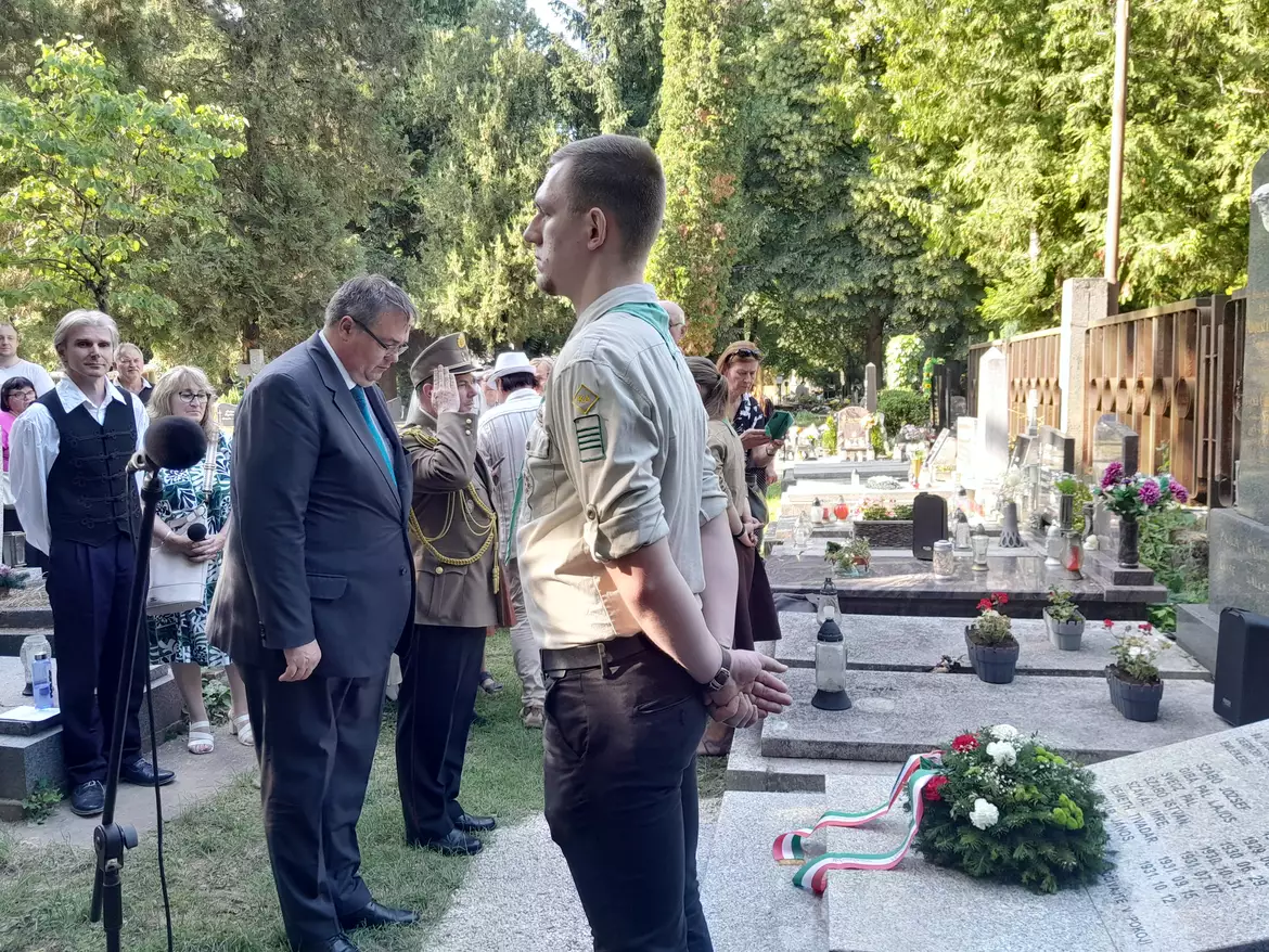 koszoruzas_nagykovet