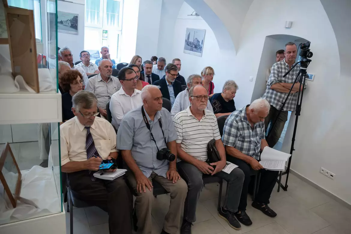 A szovjet fogságba elhurcoltak emlékezete - Történelmi konferencia Szepsiben - 2025