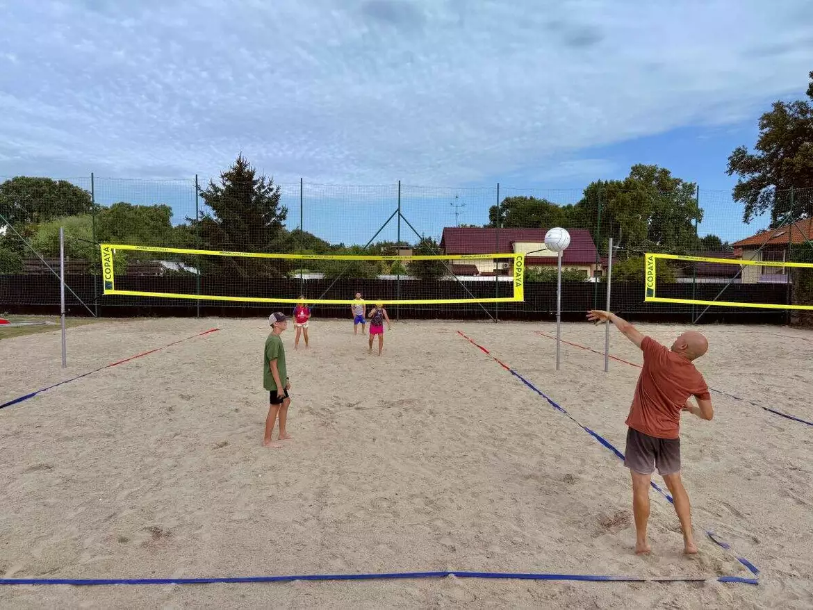 Egészségóvó, kondijavító, közösségkovácsoló a komáromi Neon Rollers Multisport Park - KÉPEKKEL 