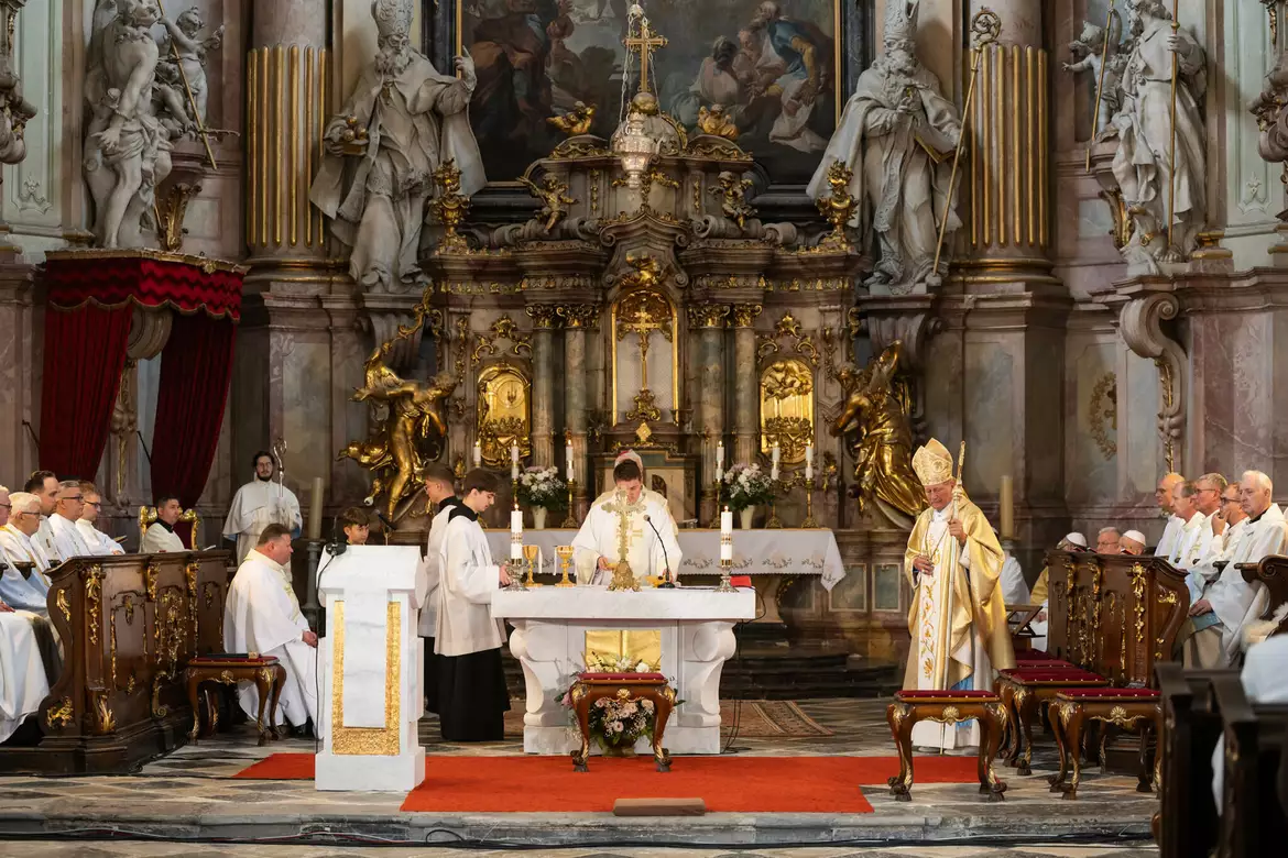 Kiss Endre András, jászói apát, beiktatás, benedikálás
