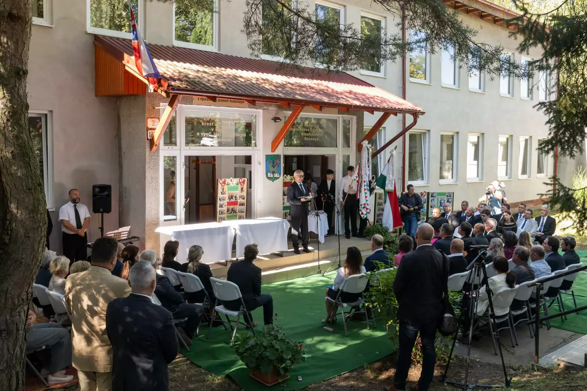 2025-09-18 Rozsnyói Református Iskolaközpont, bővítés, alapkőletétel