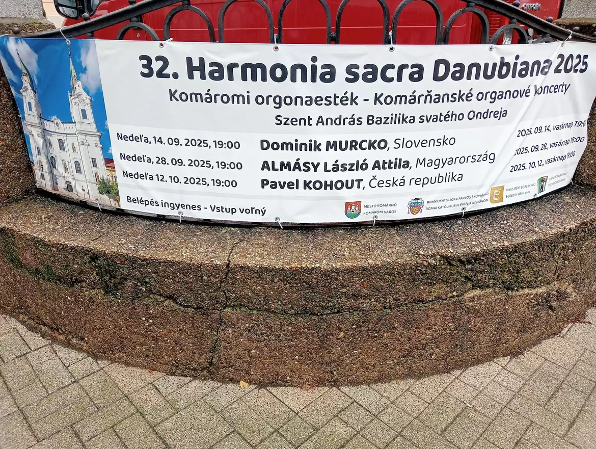 Harmonia Sacra Danubiana: kezdetét vette a hagyományos komáromi egyházművészeti fesztivál – KÉPEKKEL